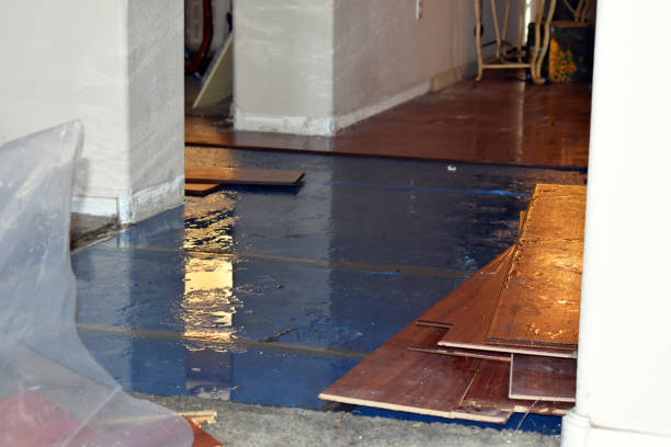 Professional Water Damage Restoration technician working in Chelsea, OK
